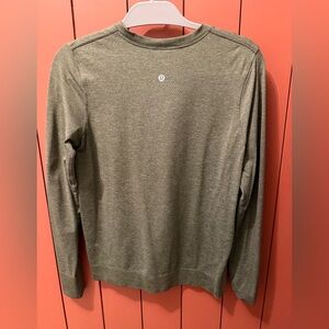 lululemon athletica Olive Long Sleeve Tee - Women’s Medium